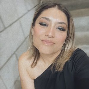 Meet your Posher, Sandra